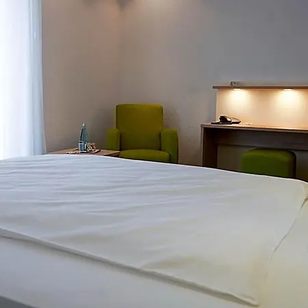 Go2bed - Basel 4* 莱茵河畔威尔