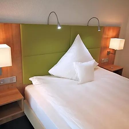 酒店 Go2bed - Basel 4*