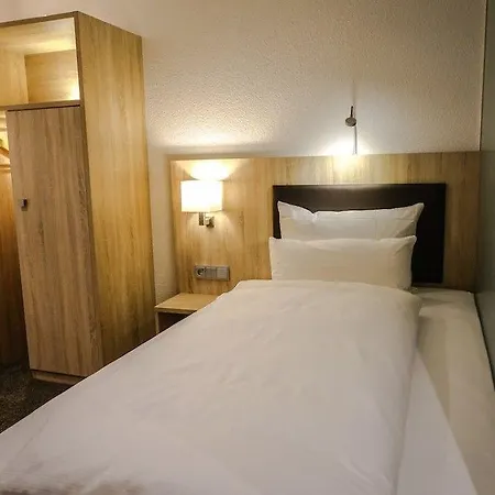 Go2bed - Basel Hotel 4*